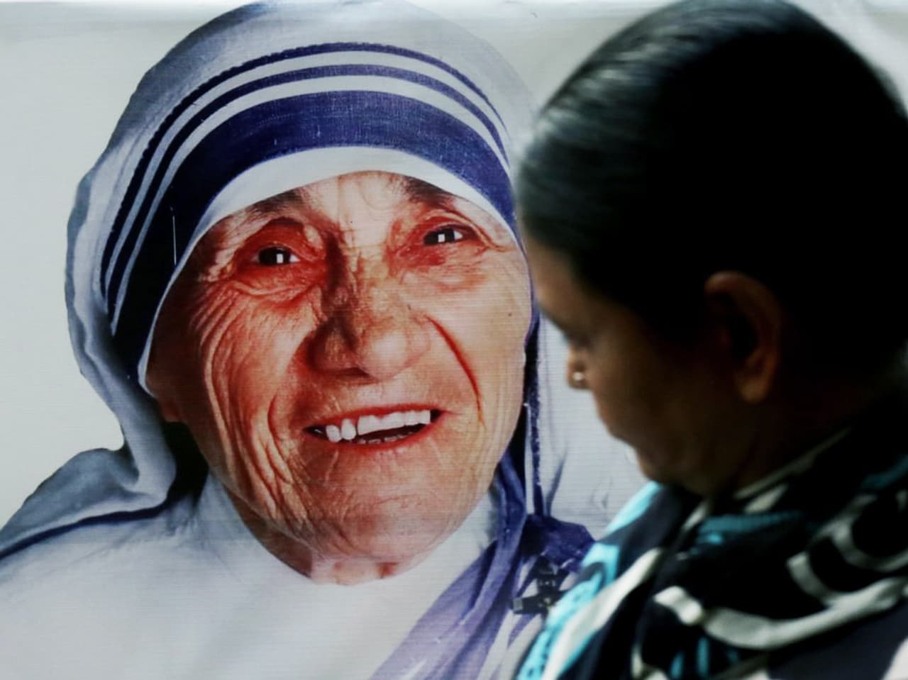 Gesellschaft & Religion Mutter Teresa Eine «eilige Heilige» und