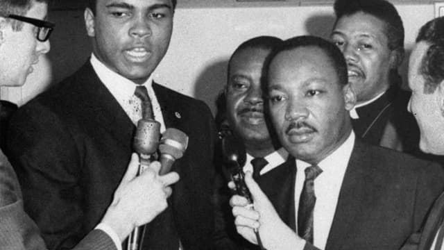 Sport und Politik Wenn der Sport politisch wird Diese Bilder