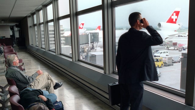 Wirtschaft Mit dem Flugzeug zur Arbeit pendeln News SRF