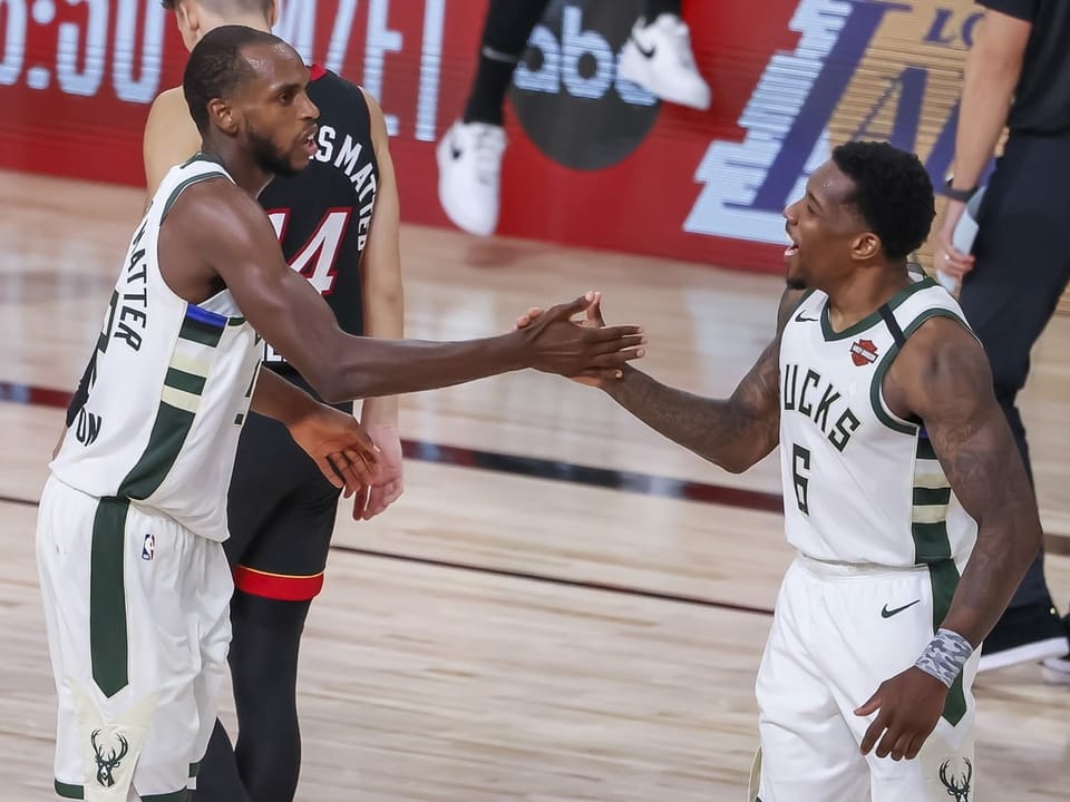 Antetokounmpo verletzt out Milwaukee Bucks verhindern PlayoffAus in