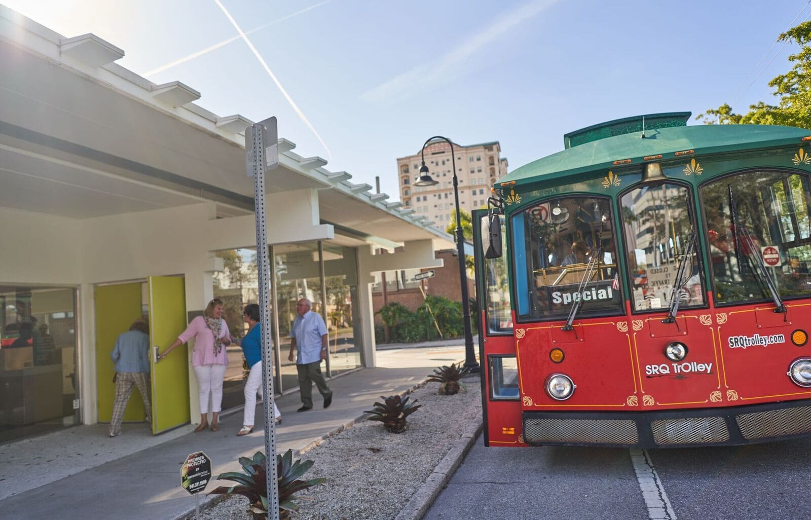 SRQ Trolley Rental & Transportation Weddings & Events Home