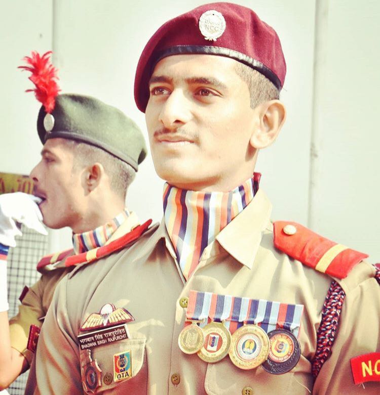 Maroon Which Forces Are Authorized to Wear the Beret?