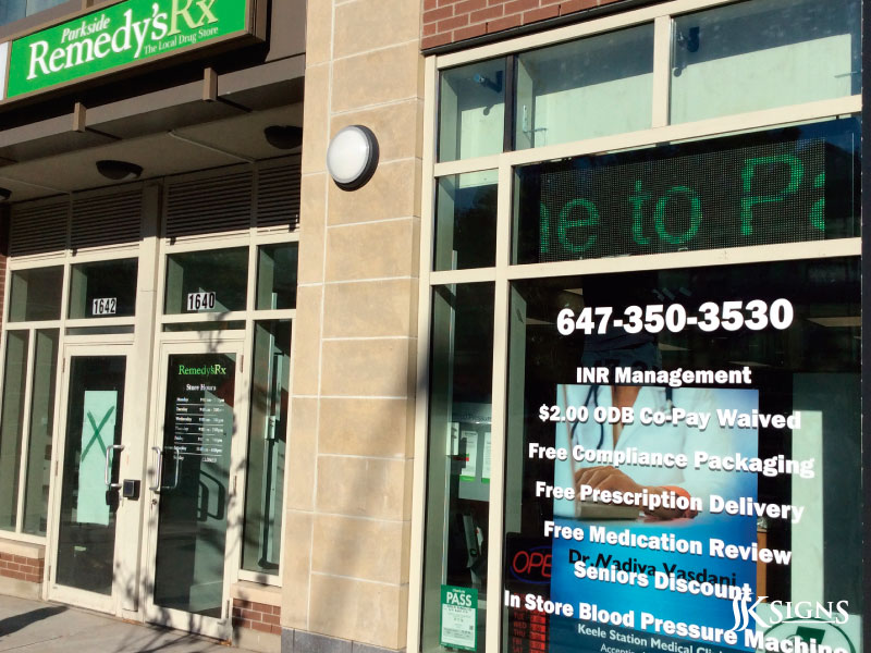 Get Creative with Storefront Signs to Bring in More Customers SSK