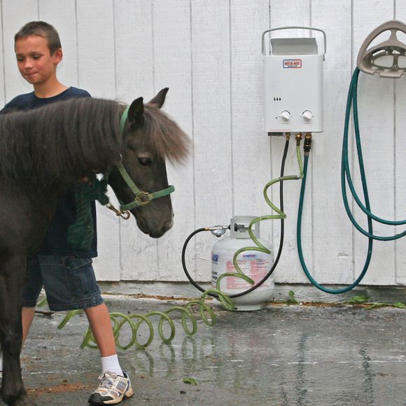 InstaHot® Original Portable Equine Washing System Schneiders Saddlery