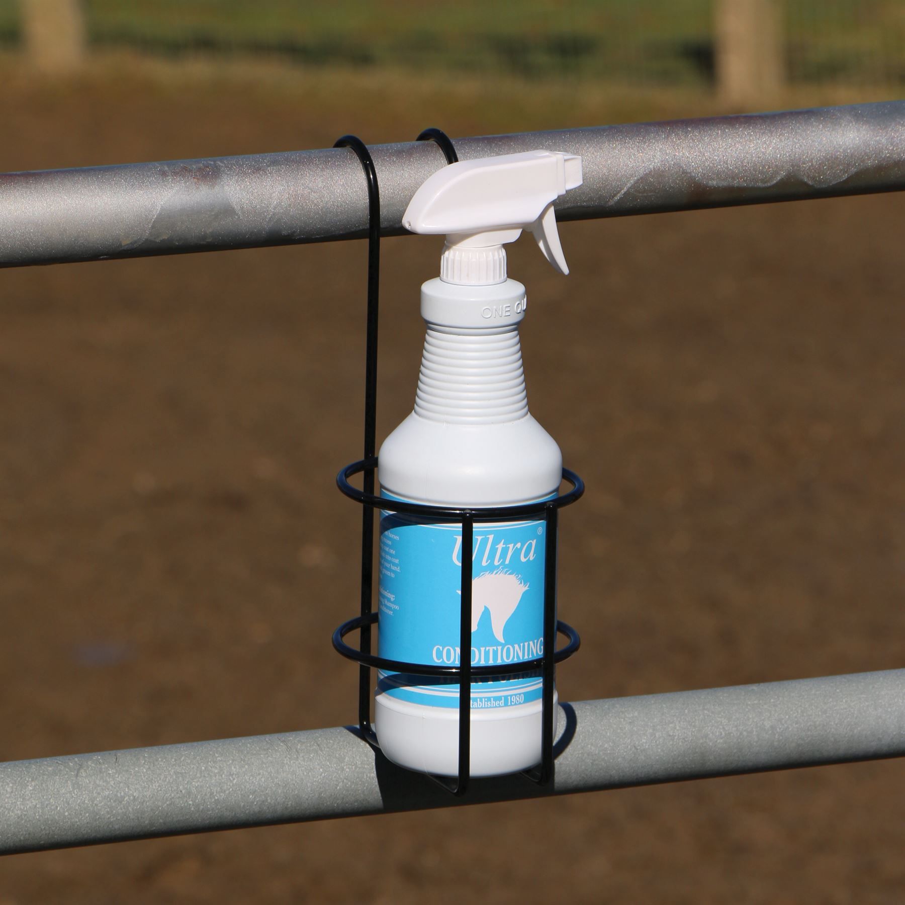 EasyUp® Spray Bottle Holder Schneiders Saddlery