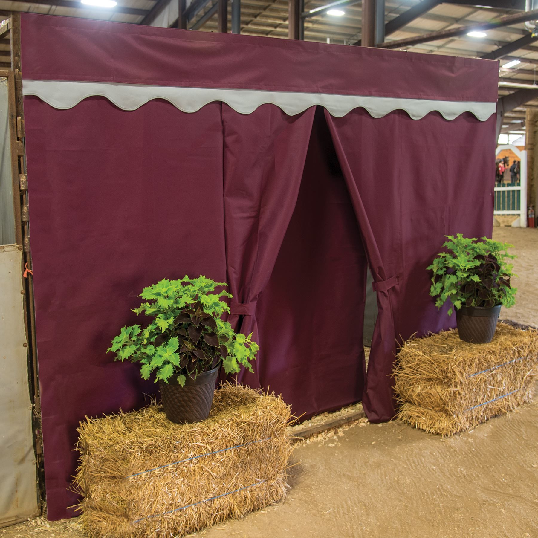 DuraTech® Nine Piece Deluxe Stall Front Package Schneiders Saddlery