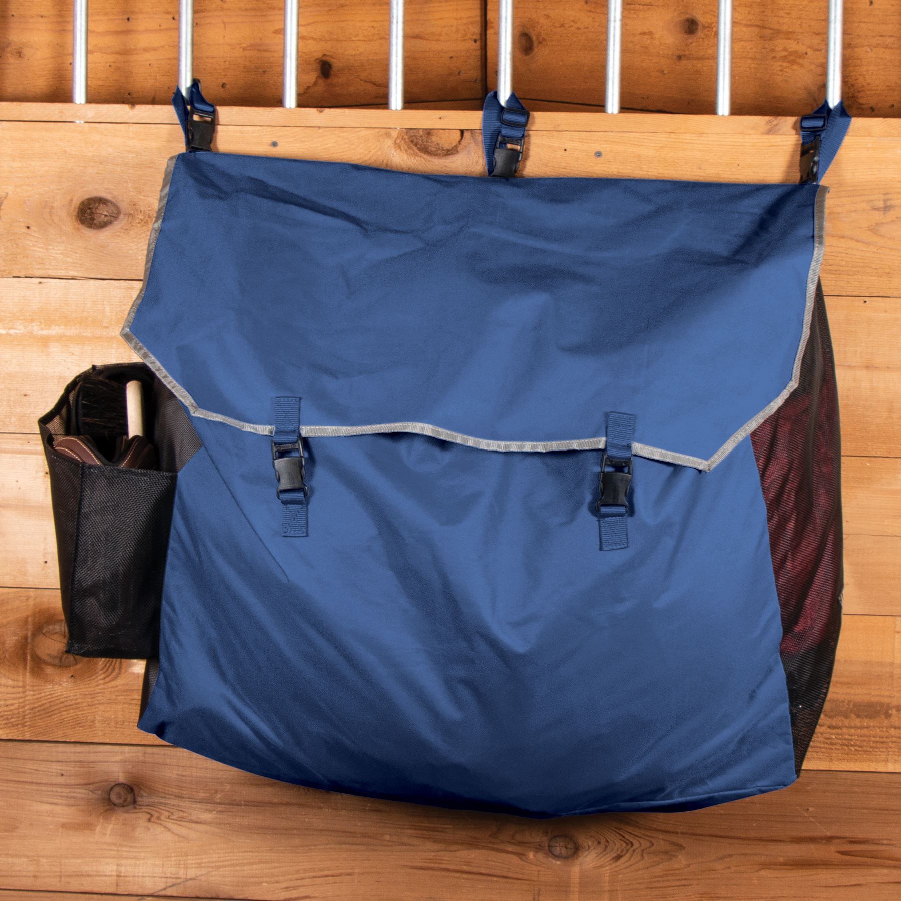 DuraTech® Deluxe Mesh Sided Stall Front Bag Schneiders Saddlery