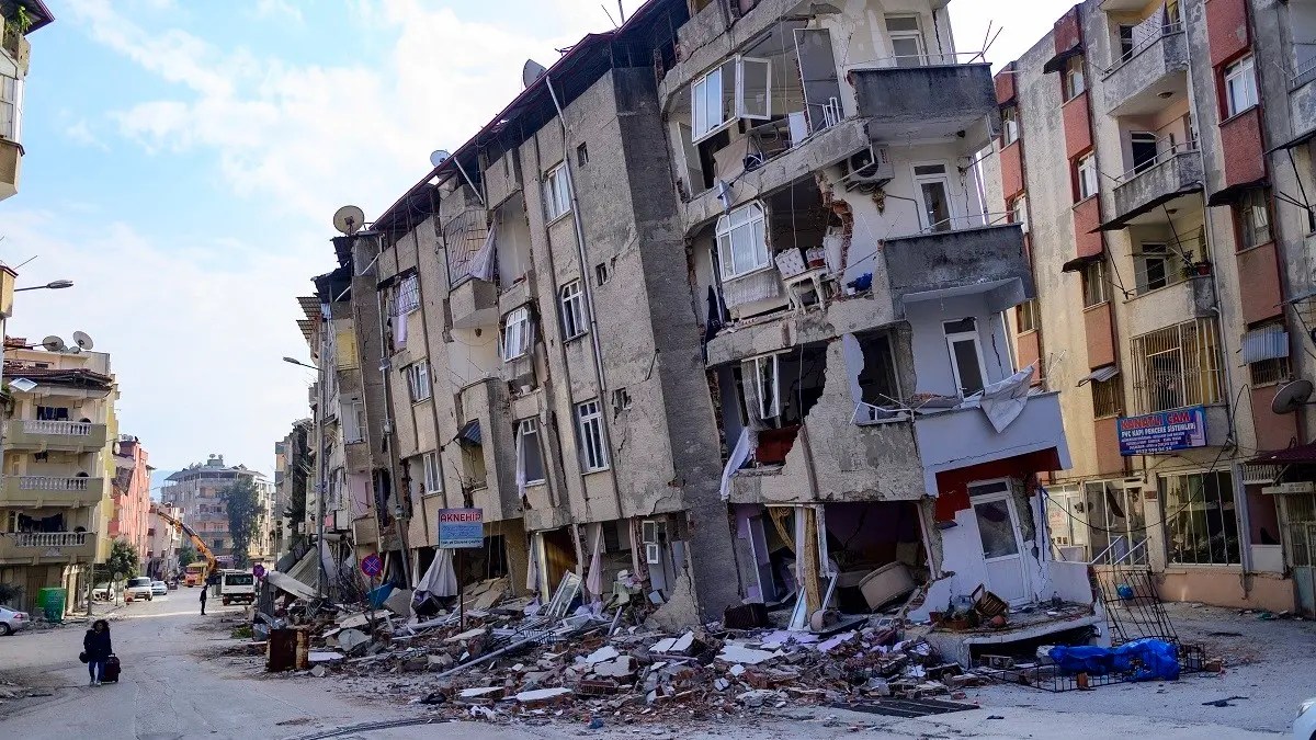 Turkey Earthquake Turkey Arrests 48 People over Looting