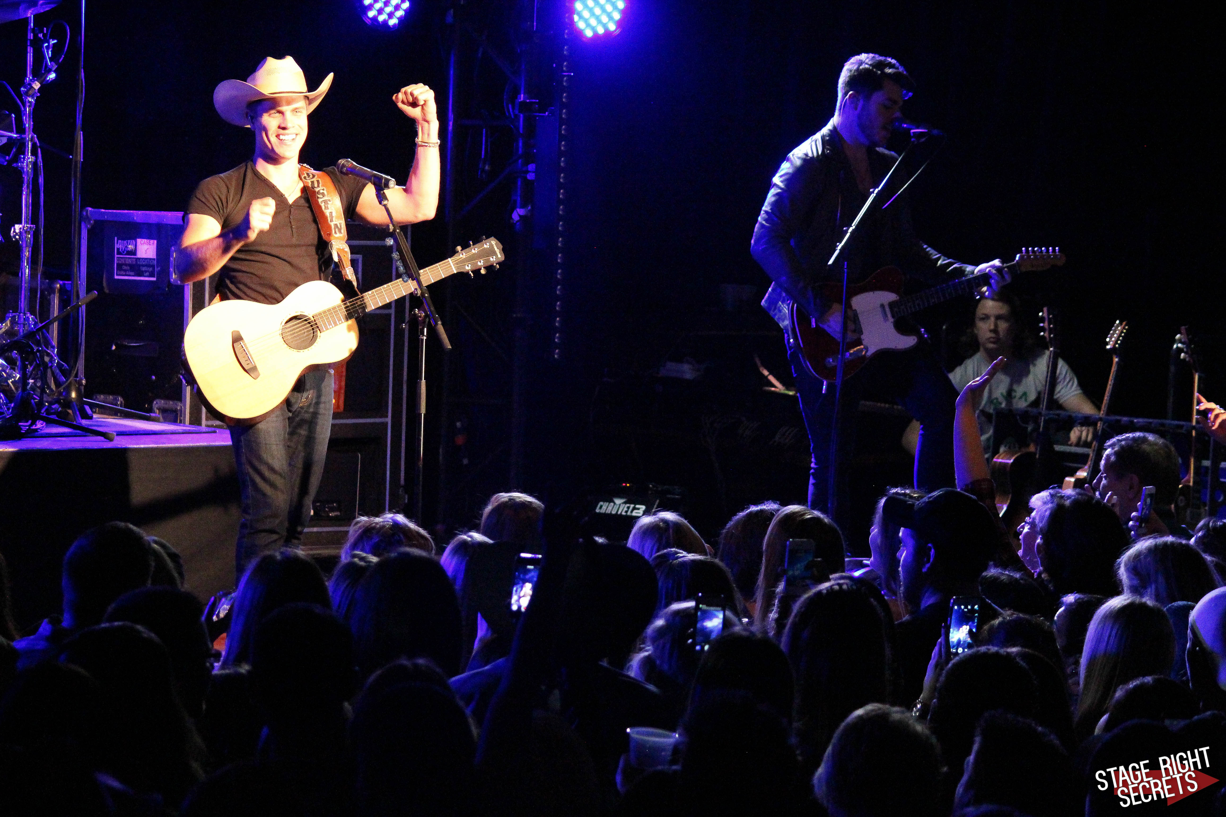 Dustin Lynch Sells Out Joe's Bar and Makes It A "Hell Of A Night