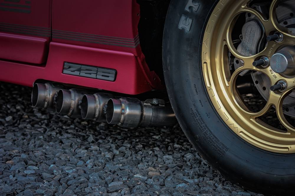 Photo Gallery Tick Performance IROCZ LS Zoomie Headers