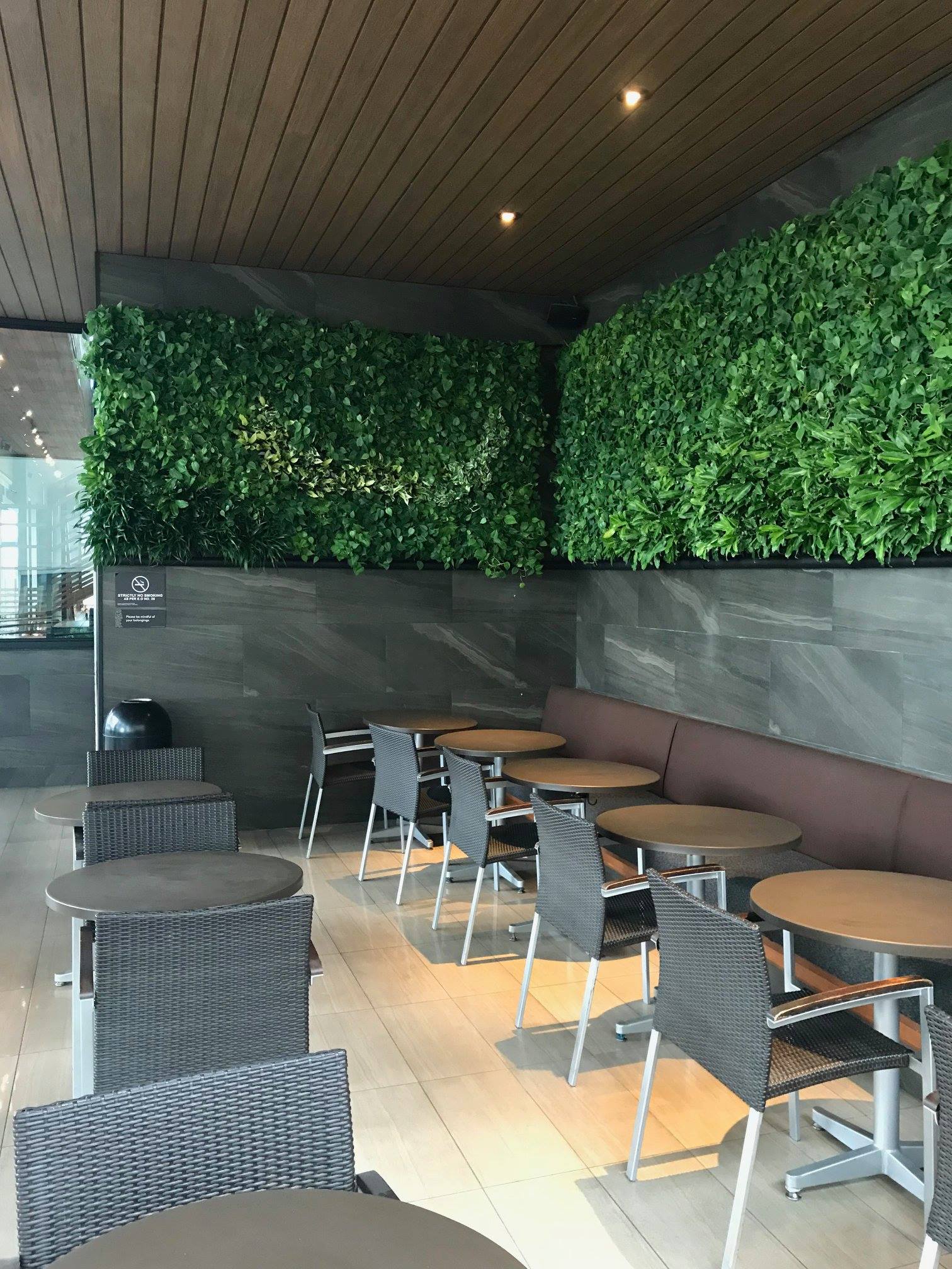 STARBUCKS MACAPAGAL GREENWALL (OUTDOOR) Stande Phils. Workers Inc.