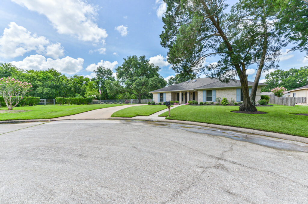 05_JJS_3803_mls Stanfield Properties Residential & Commercial Real Estate Friendswood