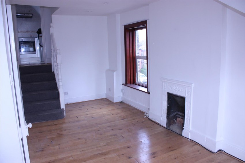 Chestnut Road, West Norwood, 2 bedroom Flat To Let £1,600 PCM