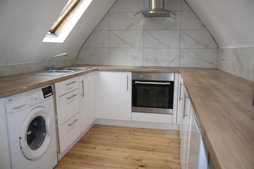 Chestnut Road, West Norwood, 2 bedroom Flat To Let £1,650 PCM