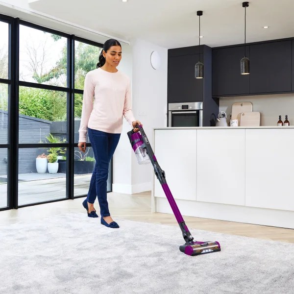 Shark Anti Hair Wrap Cordless Vacuum IZ252UK