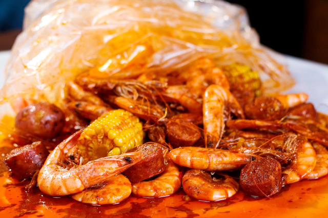 Cajunstyle seafood chain coming to Hawaii Honolulu StarAdvertiser