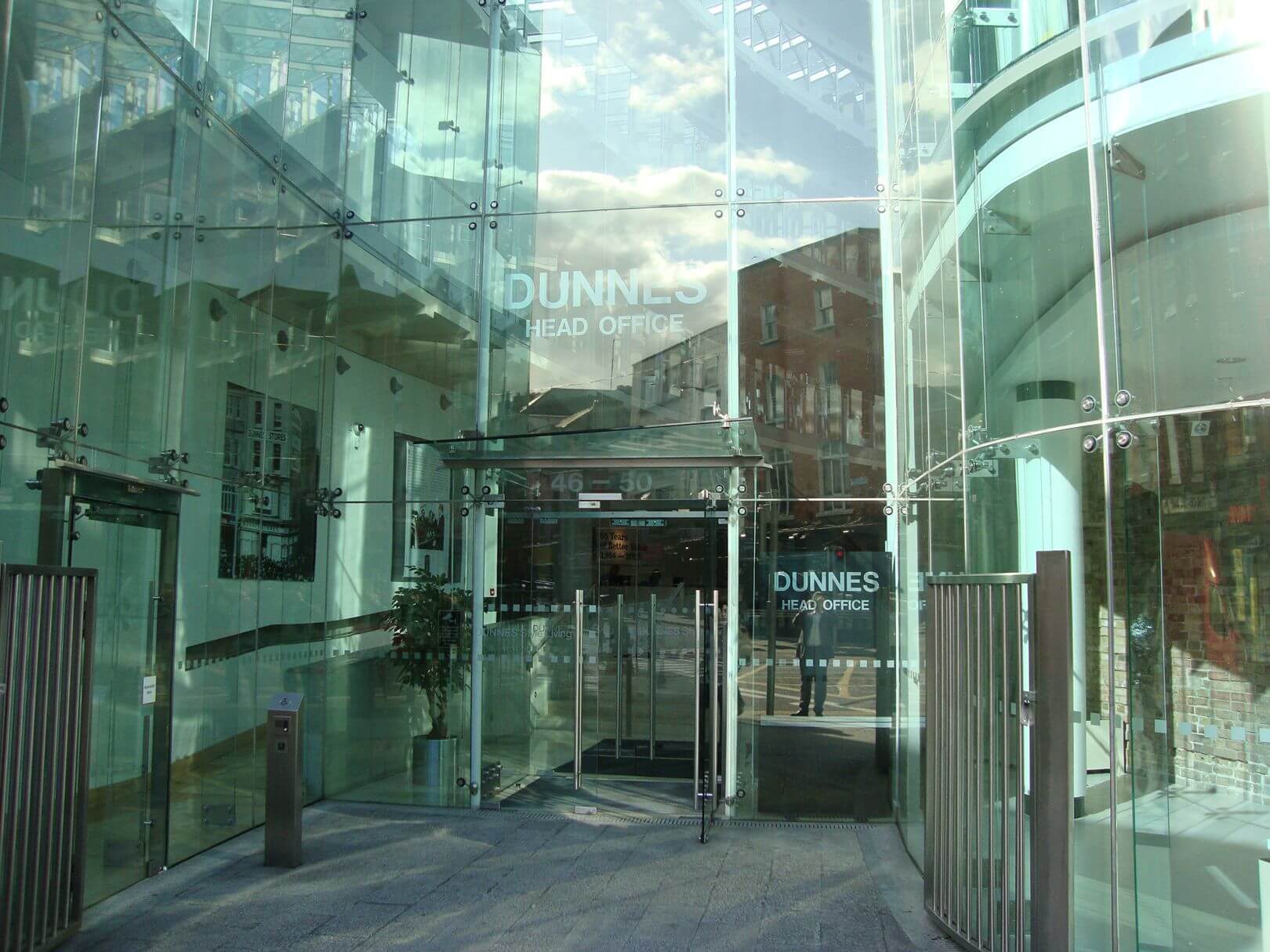 Dunnes Store Dublin Starconstruct