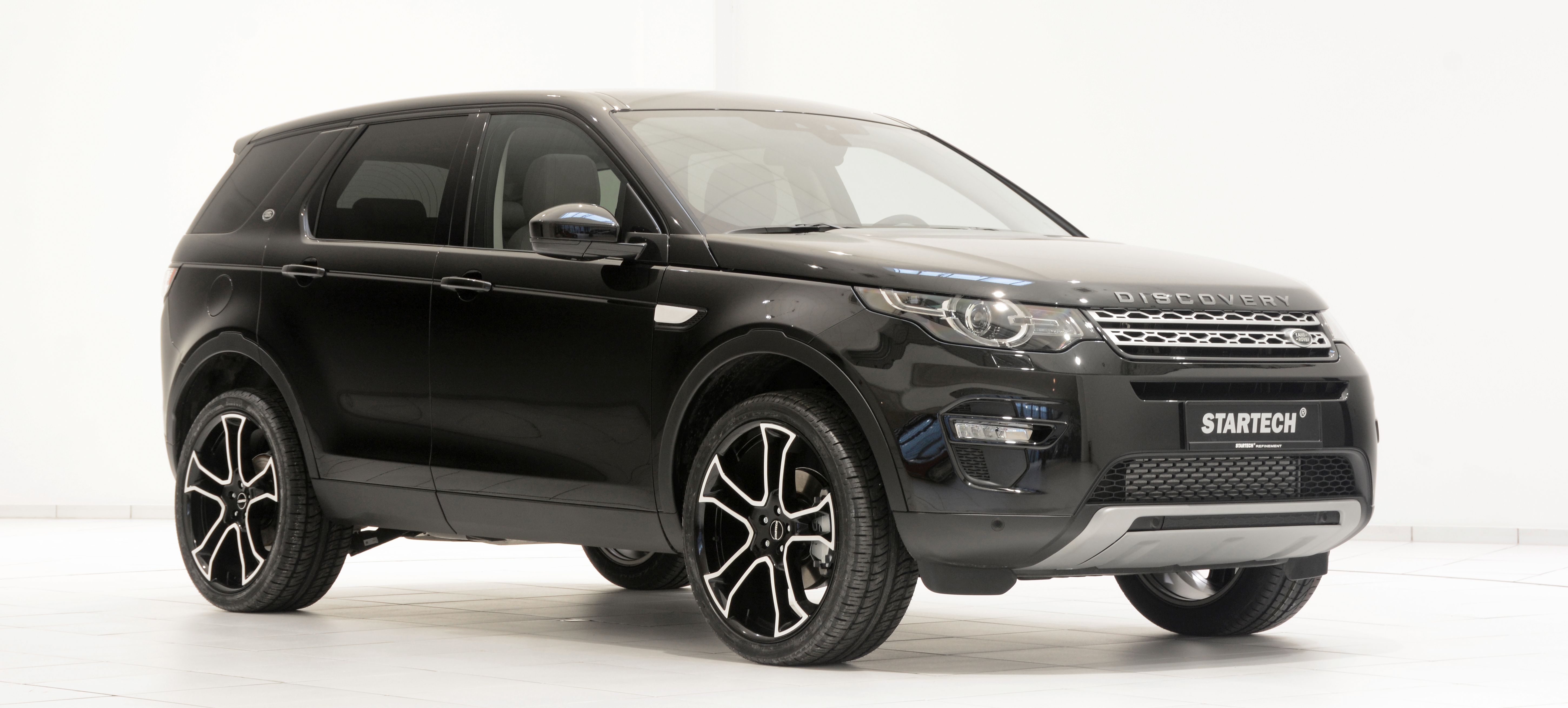 22" wheels for the new Discovery Sport STARTECH Refinement