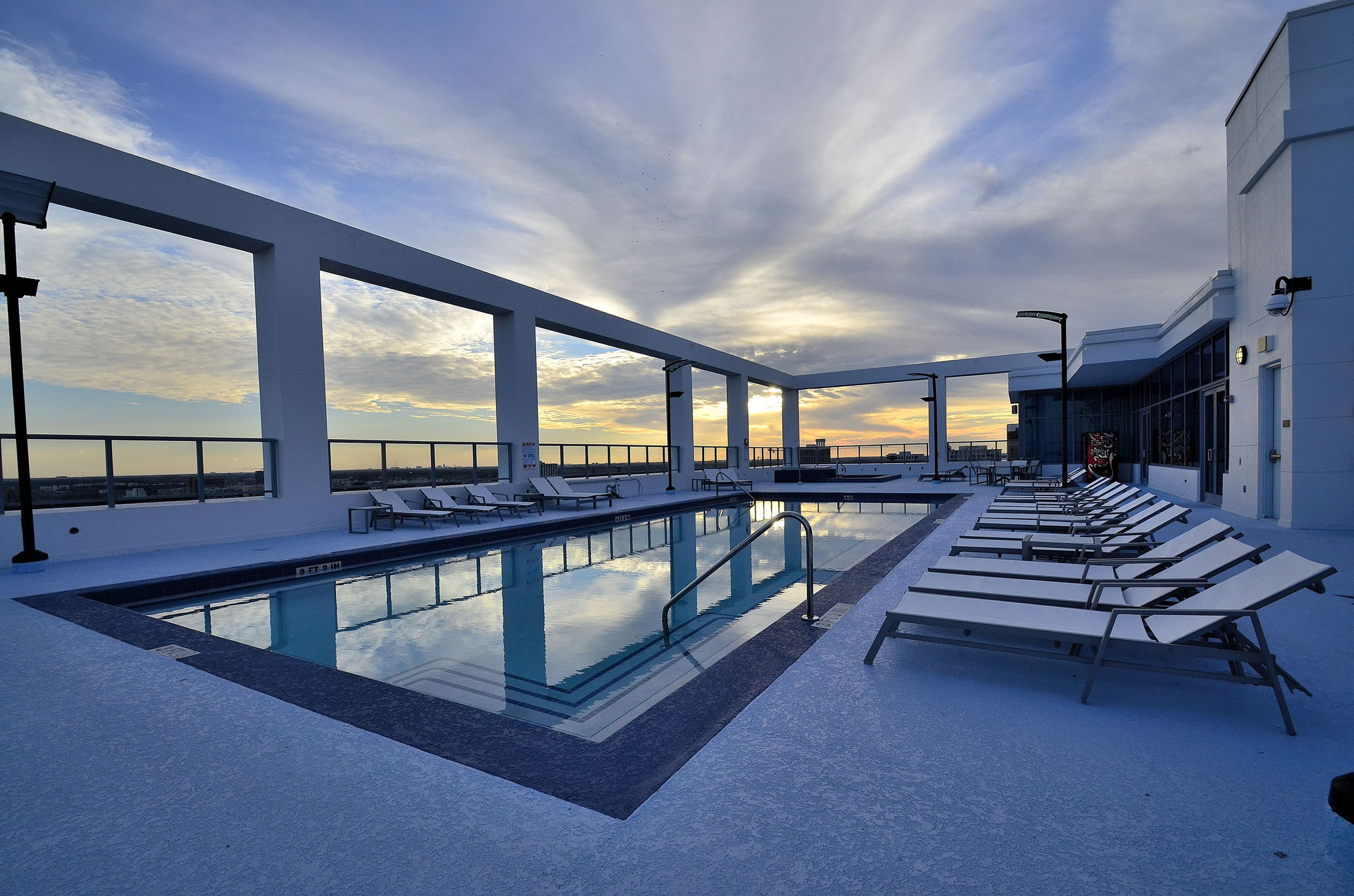 13+ Star Tower Orlando AsmmaaChirelle