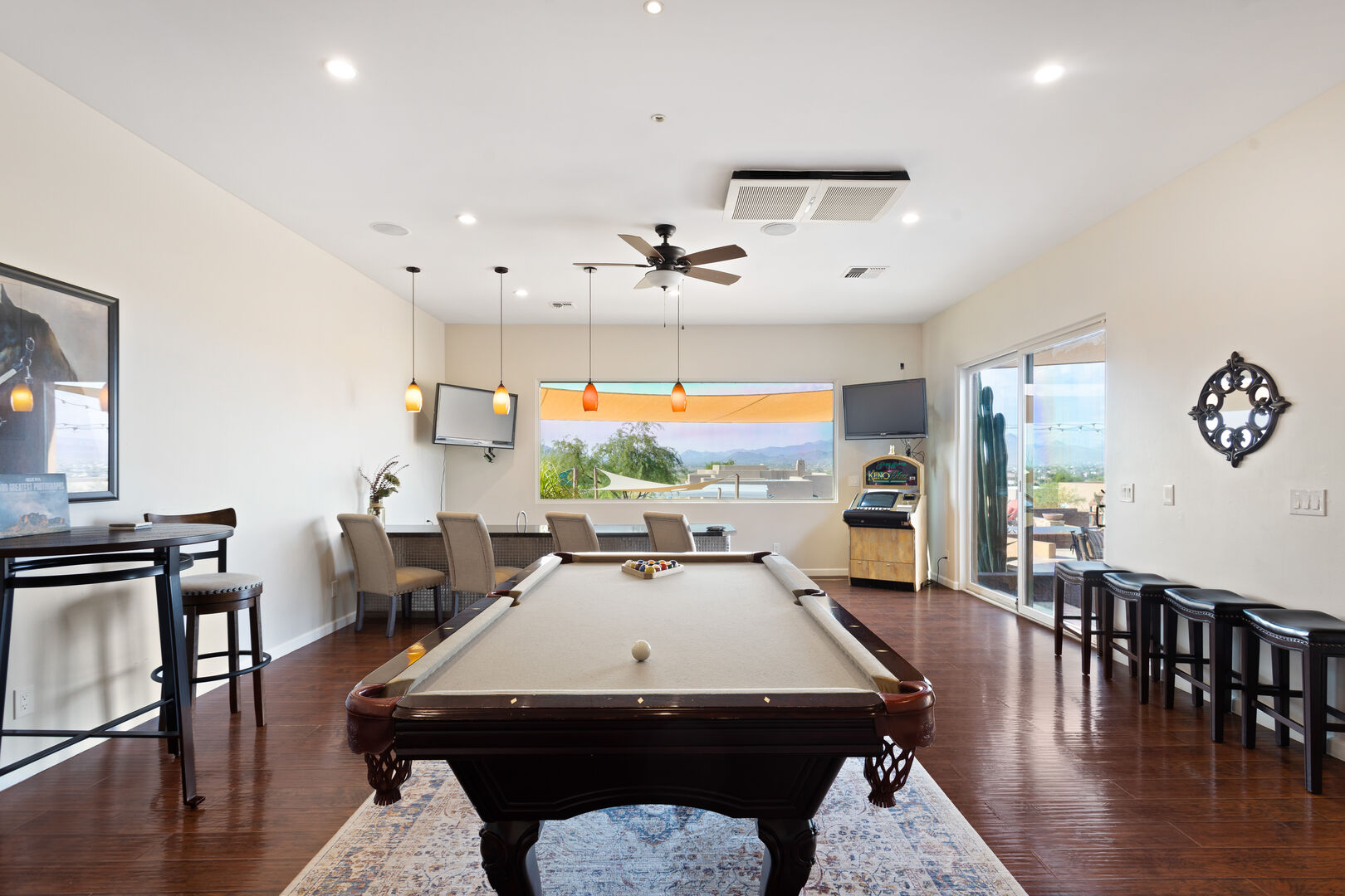 Vacation Rentals in the Phoenix AZ Area with Game Rooms Porter