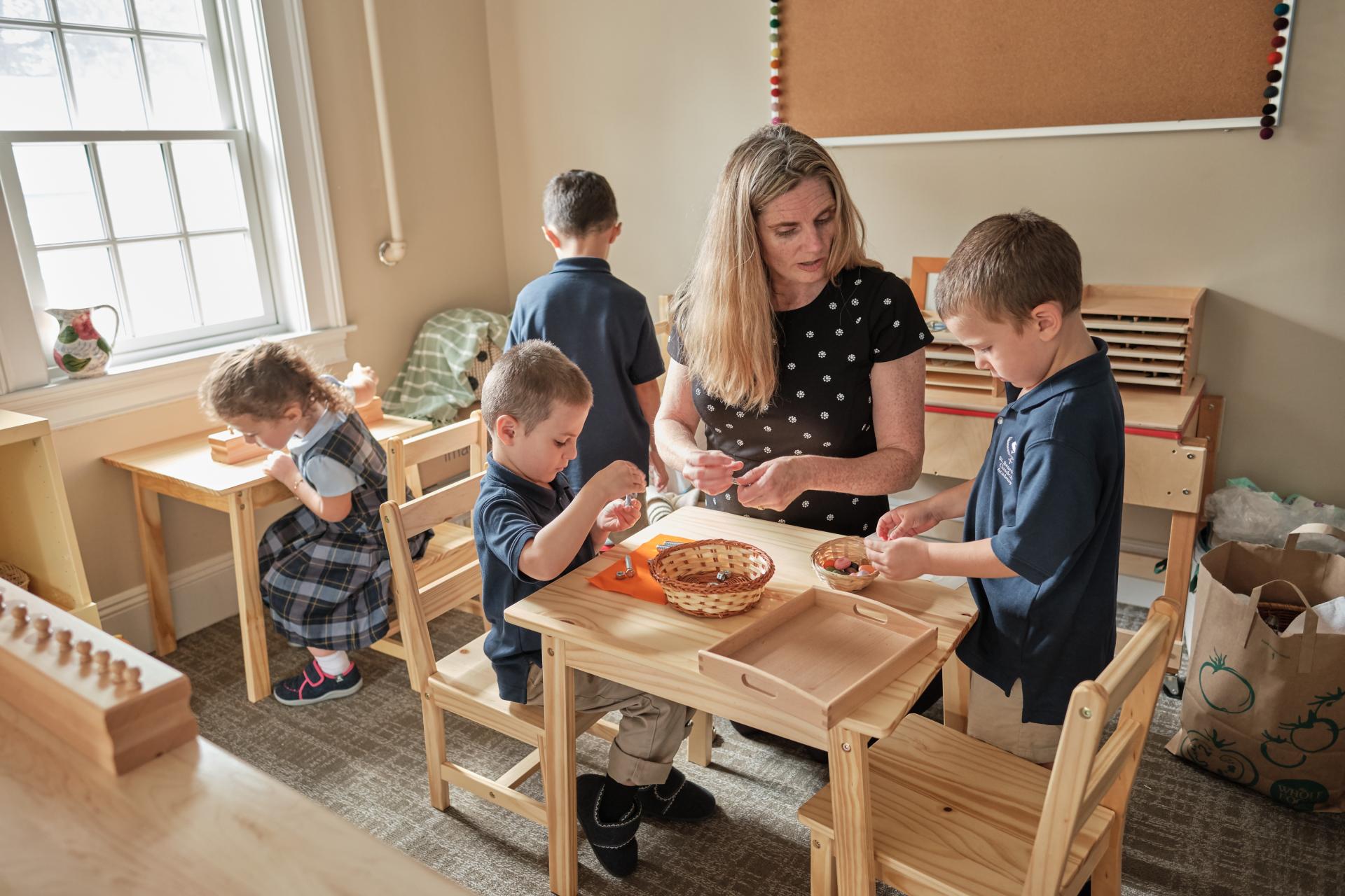 Montessori PreKindergarten A Snapshot & Philosophy Overview St