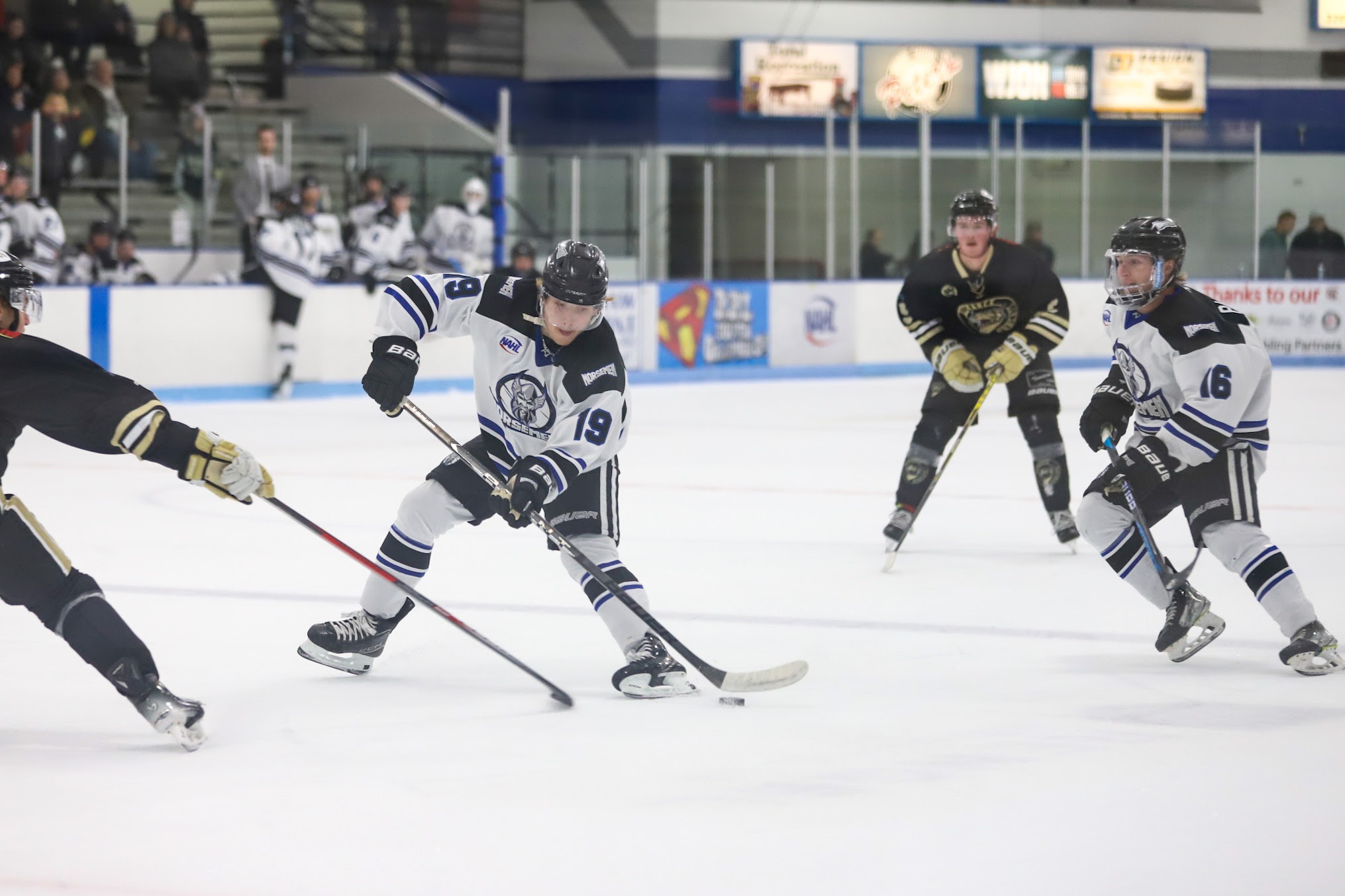 NORSEMEN SPLIT WINGS ON ROAD ST. CLOUD NORSEMEN