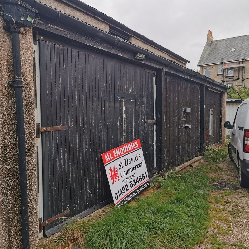 St Davids Commercial