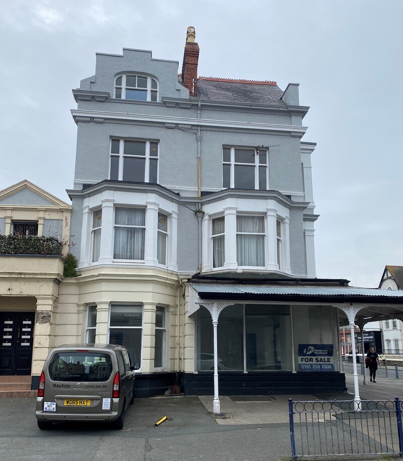 St Davids Commercial