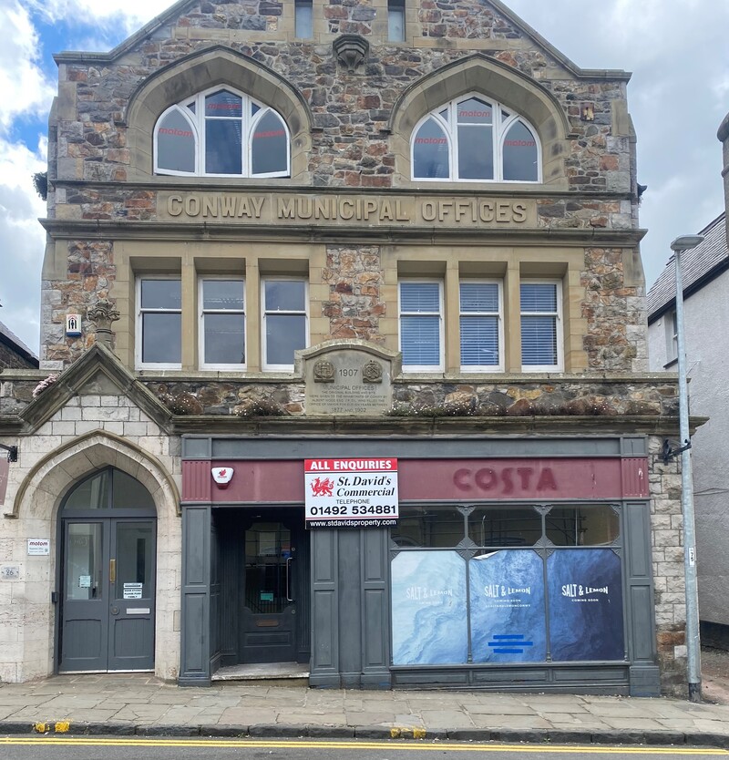 St Davids Commercial