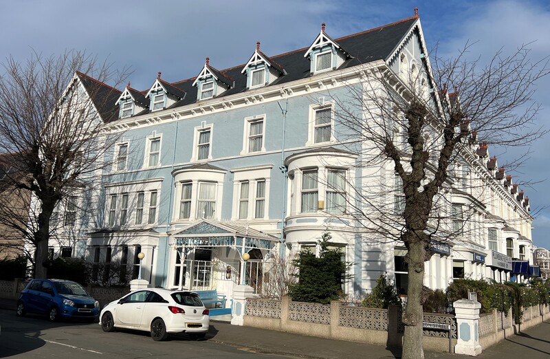 St Davids Commercial