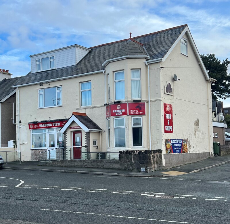 St Davids Commercial