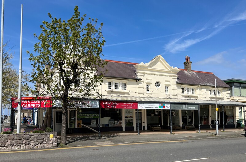 St Davids Commercial