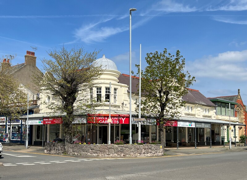 St Davids Commercial