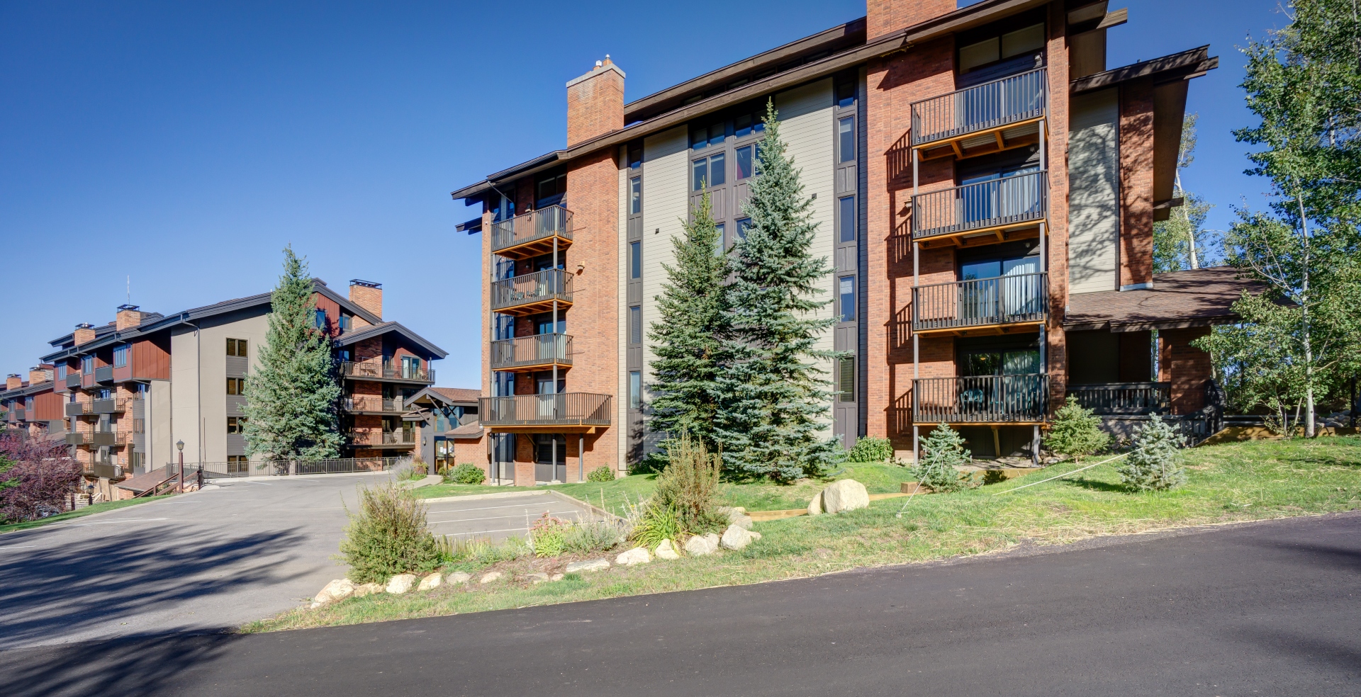 Browse our Summer Steamboat Condominium Rentals at Bear Claw Resort