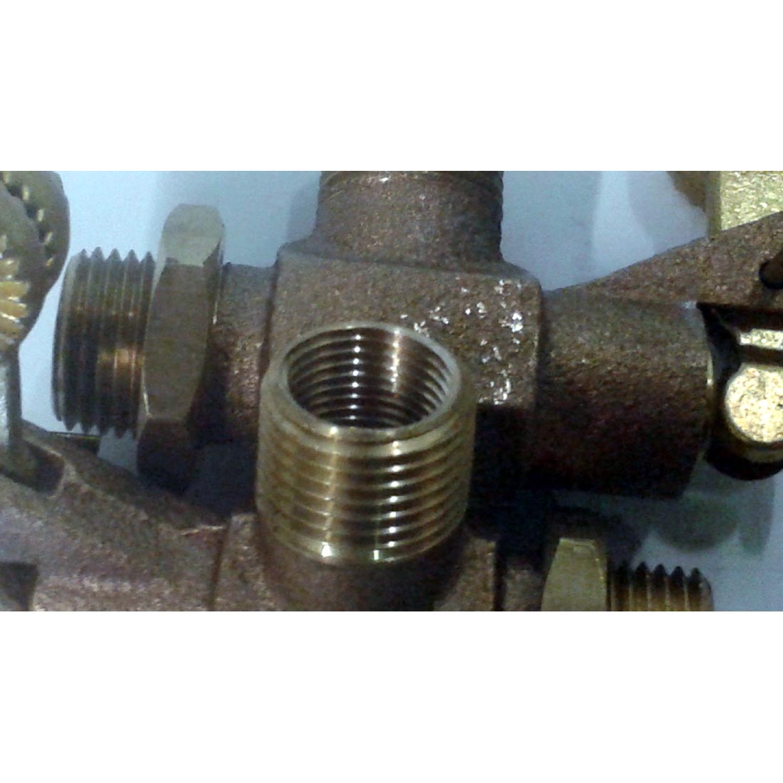 HydraMaster 000169235 Water Box Float Valve [000169235] Float