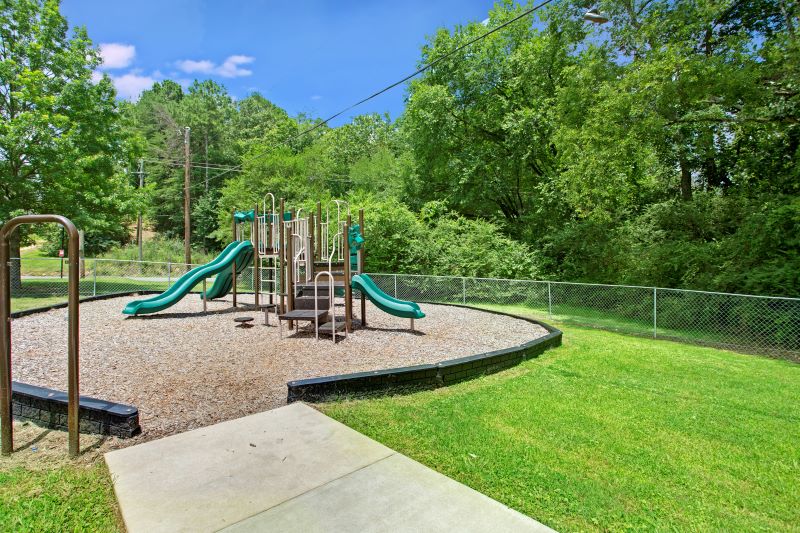 Summit Ridge Apartments Steele Properties LLC