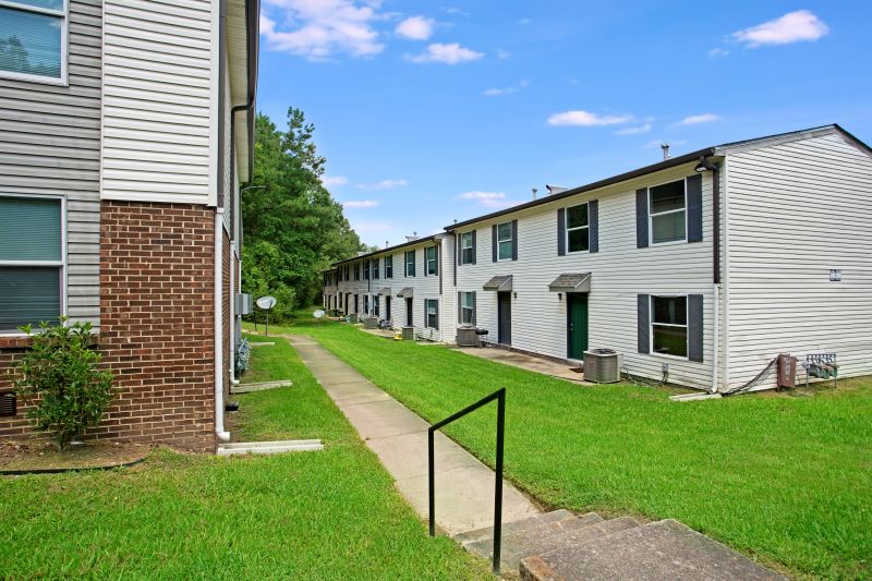 Summit Ridge Apartments Steele Properties LLC