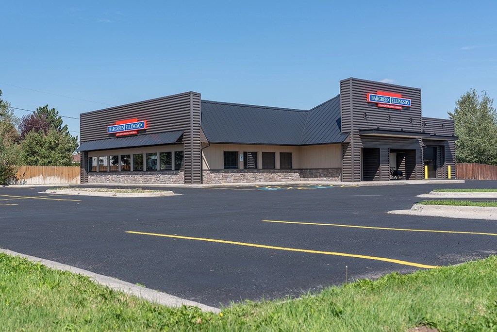 BargreenEllingson Restaurant Supply Featuring Steelscape Steel