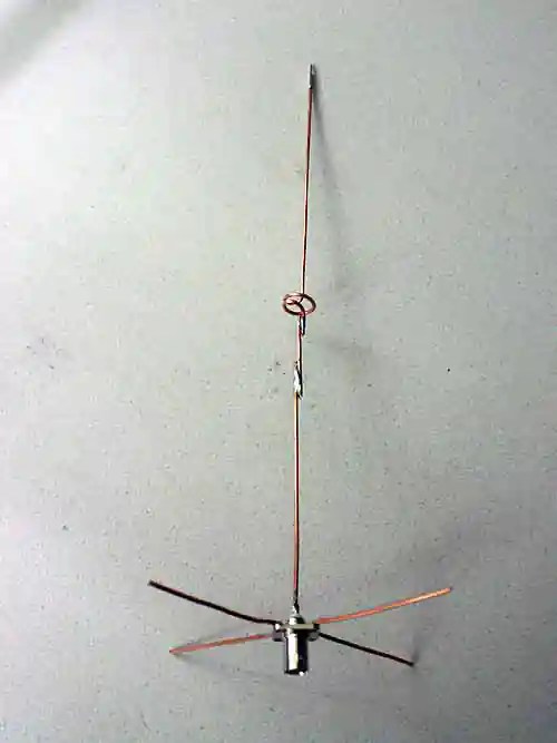Collinear Dipole Antenna Design Calculator