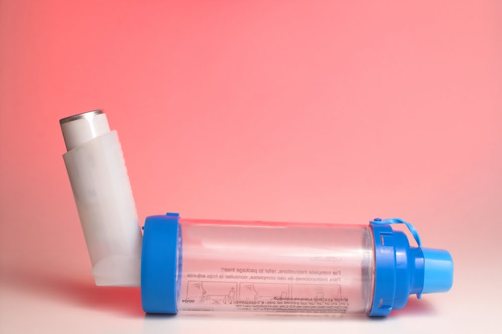 How to Use an Inhaler with a Spacer