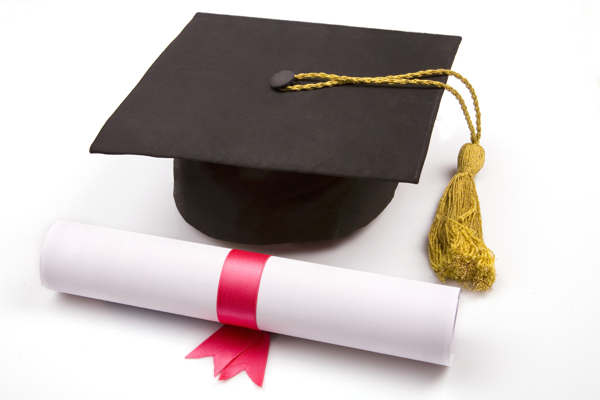 Difference Between Diploma and Associate Degree