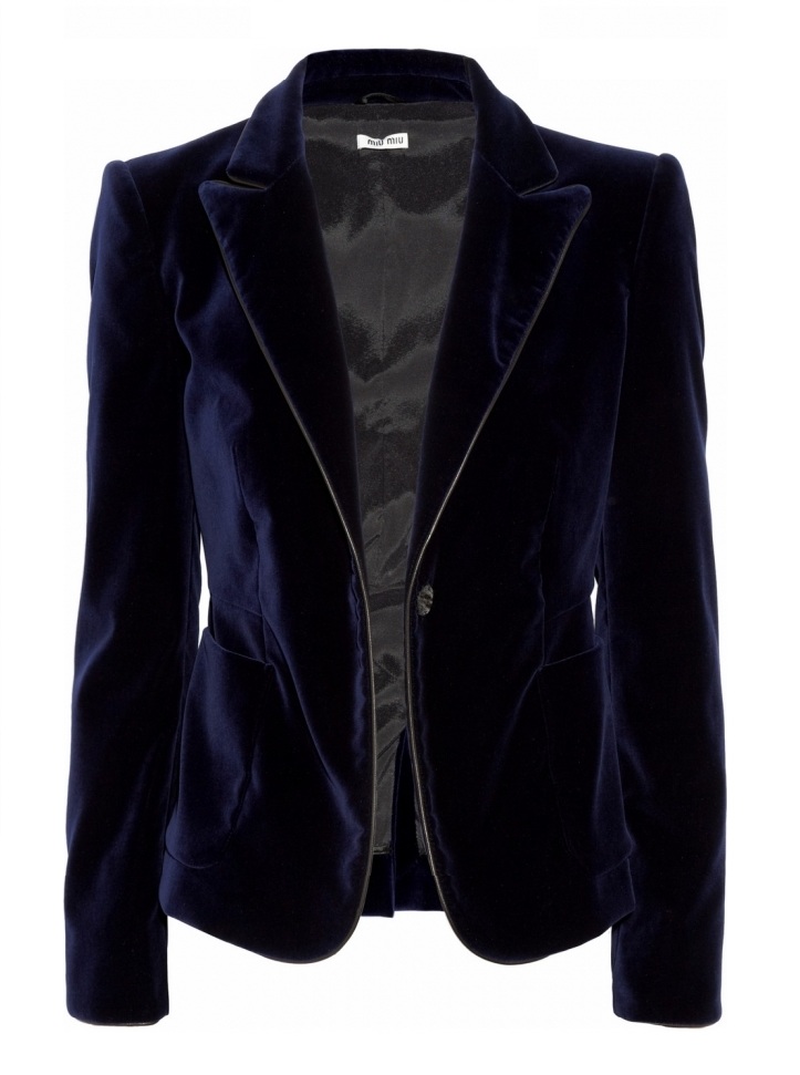 Difference between Velvet and Velveteen