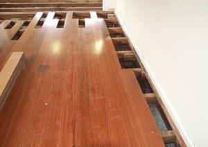 Wood floor repairs and restorations in London (300 x 212 Pixel)