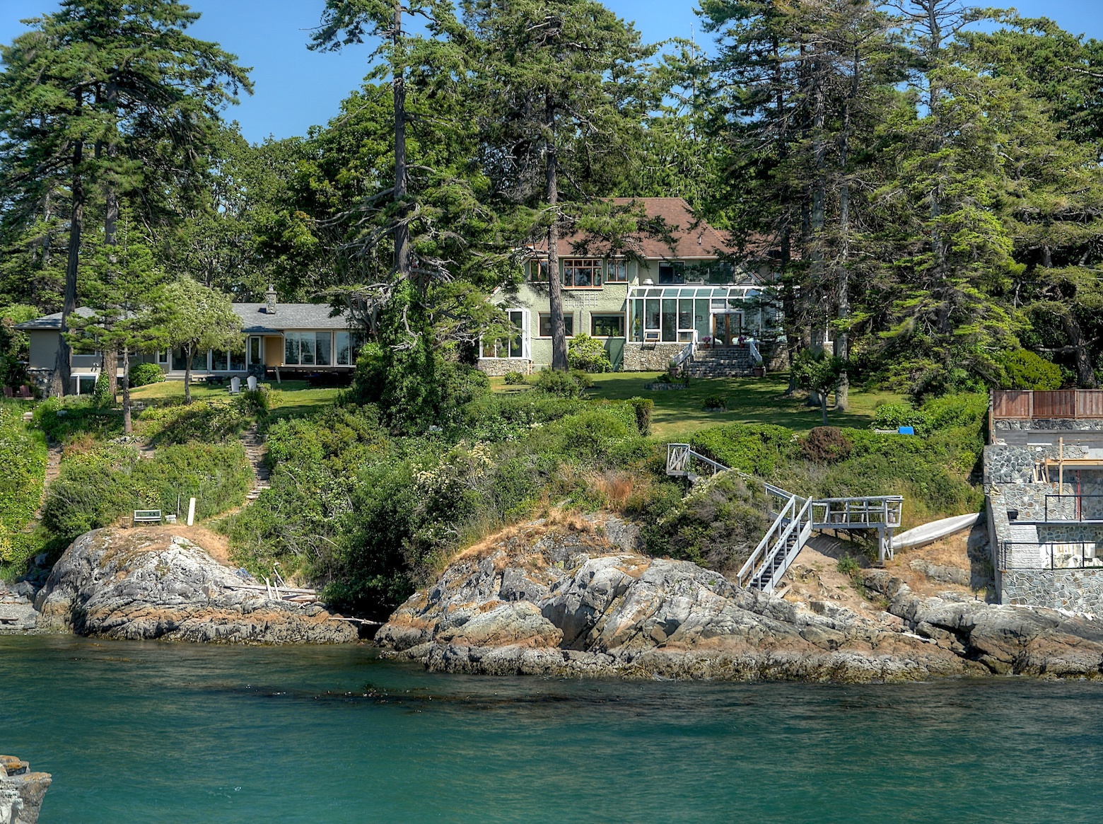 Search Victoria BC Waterfront Properties for sale