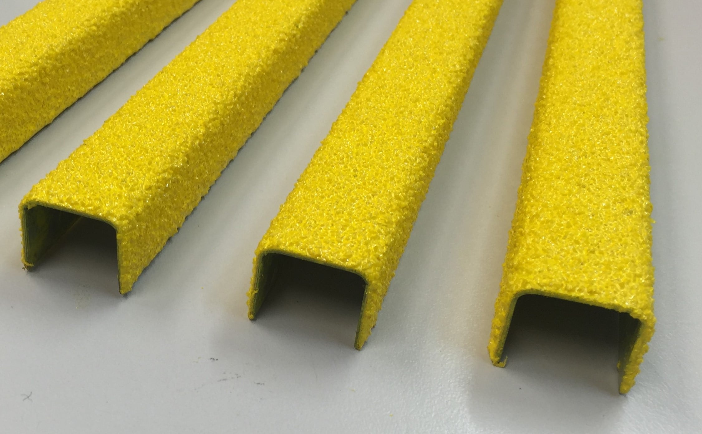 Rectangular anti slip ladder rung covers D20mm Step On It