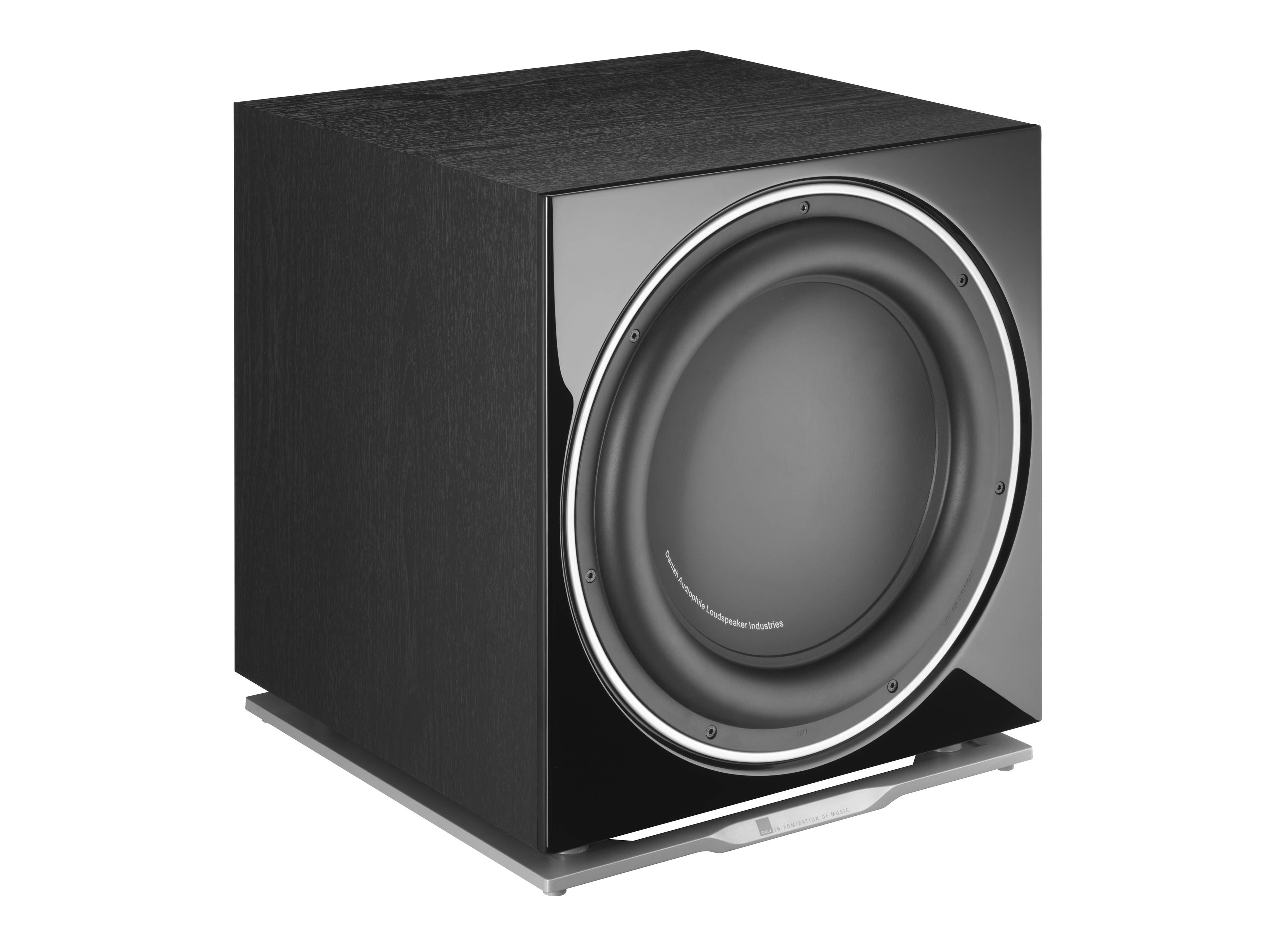 Zwei neue DALISubwoofer