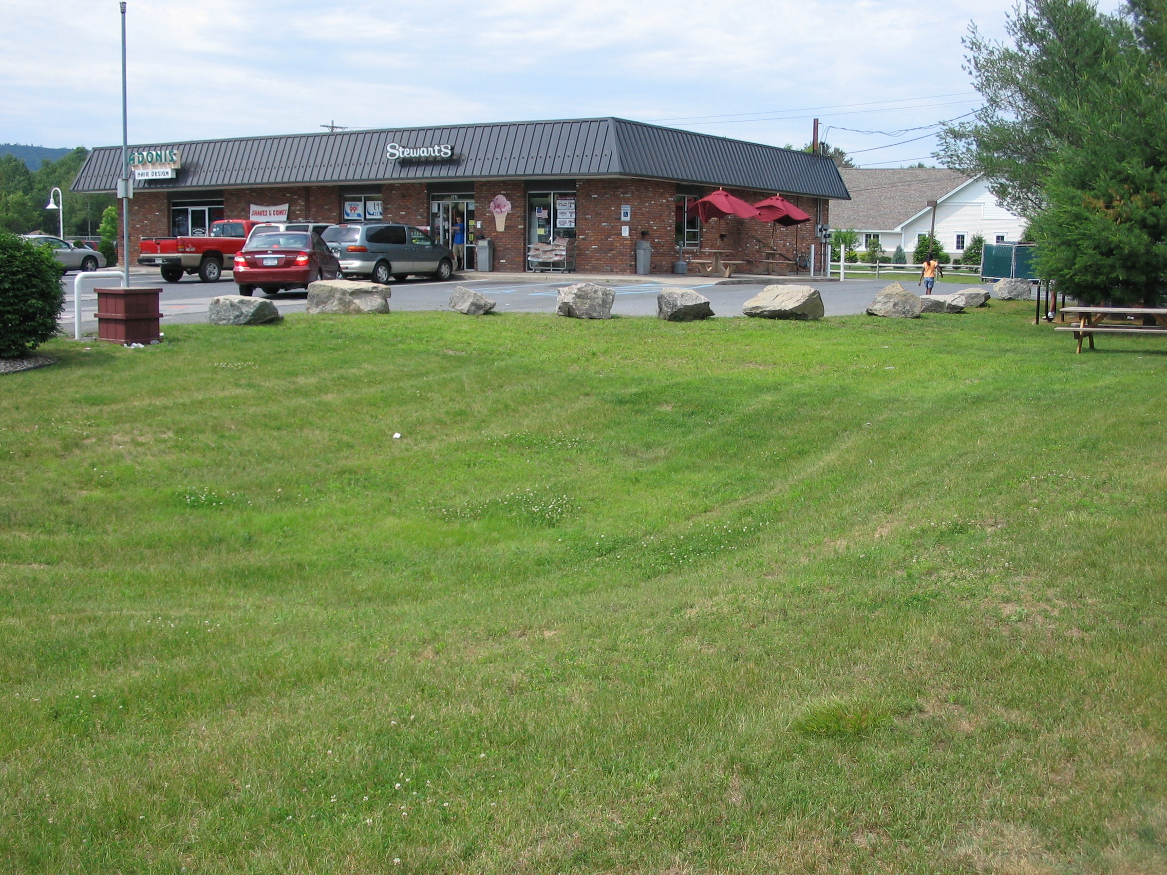 See the Highlights from the Stewart's Aviation Rd. Grand Opening in