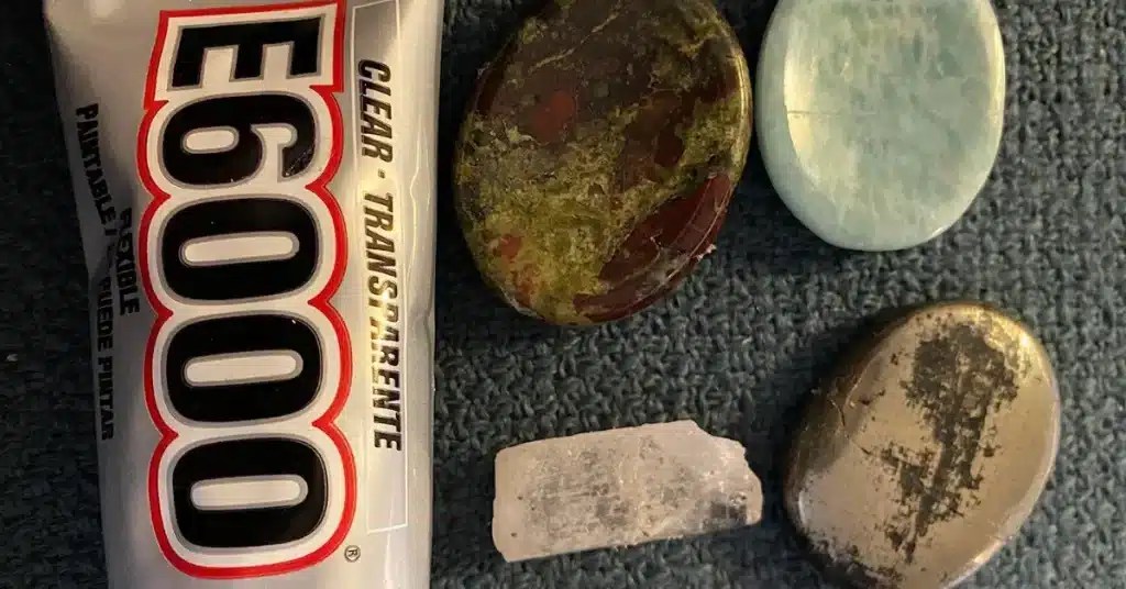 Does E6000 Work on Plastic & How to Use E6000 Glue on Plastic? Sticky