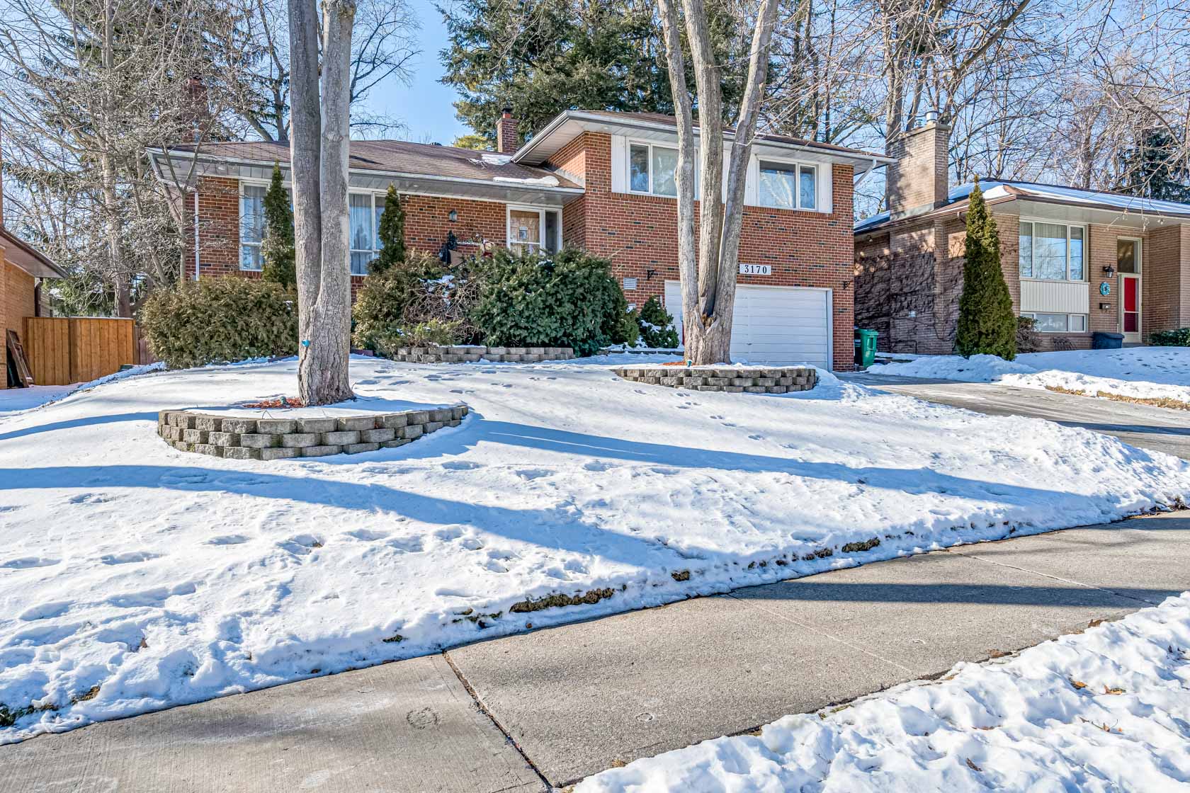 3170 The Credit Woodlands, Mississauga Michael St. Jean Realty