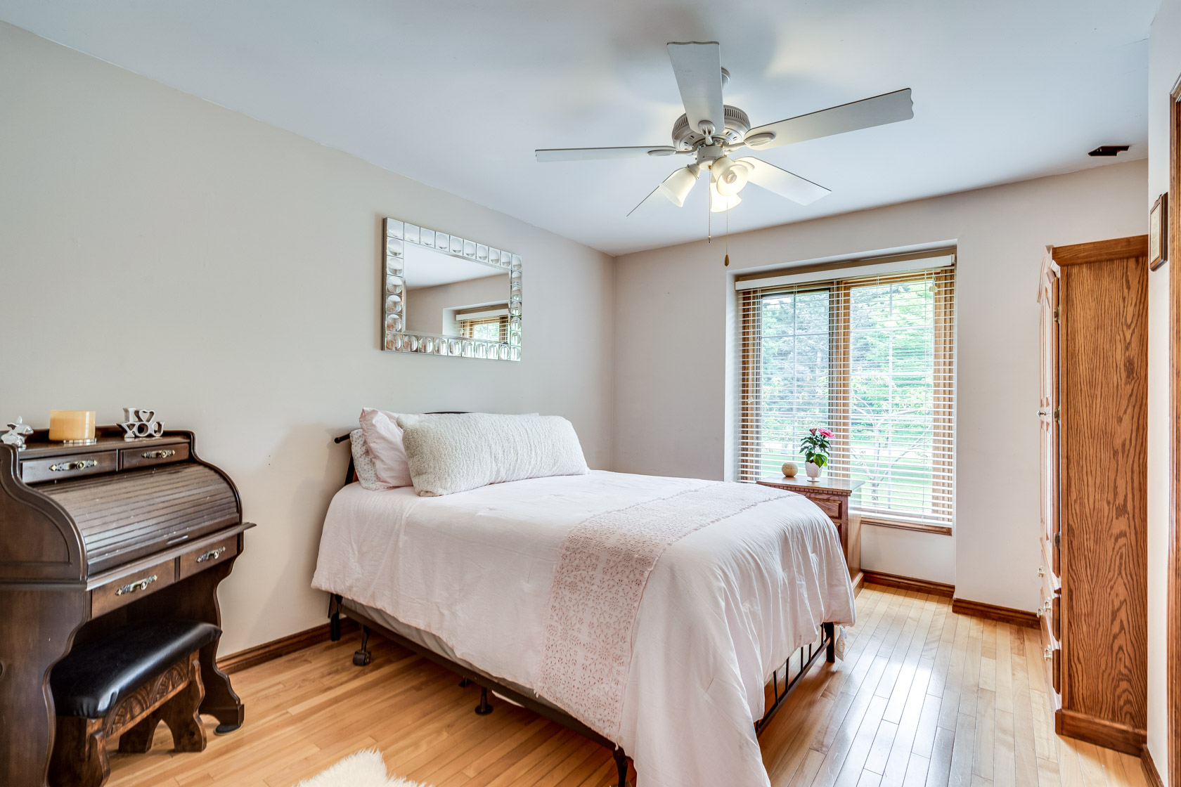 411 Book Rd W, Ancaster ON Michael St. Jean Realty